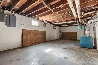 212 N Gardiner Avenue, Rockford, IL 61107 - Photo 15