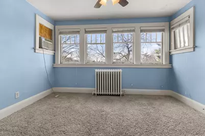 212 N Gardiner Avenue, Rockford, IL 61107 - Photo 11