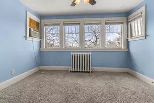 212 N Gardiner Ave, Rockford, IL 61107 - Photo 11