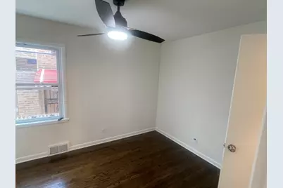 654 W 111th Street, Chicago, IL 60628 - Photo 5