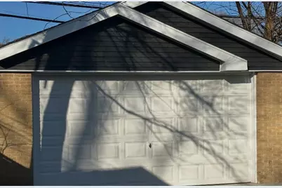 654 W 111th Street, Chicago, IL 60628 - Photo 23