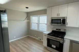 654 W 111th St, Chicago, IL 60628 - Photo 9