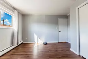 8830 Mobile Ave, Oak Lawn, IL 60453 - Photo 11