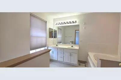 212 Willow Boulevard #212, Willow Springs, IL 60480 - Photo 15