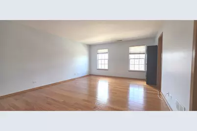 212 Willow Boulevard #212, Willow Springs, IL 60480 - Photo 13