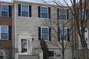 212 Willow Blvd, Willow Springs, IL 60480 - Photo 1