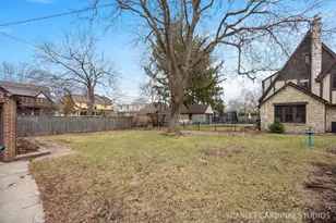 355 Lawndale Ave, Aurora, IL 60506 - Photo 19