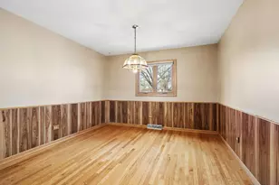 16 S Margaret St, Joliet, IL 60436 - Photo 5