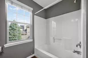 368 Kingsbury Dr, Dekalb, IL 60115 - Photo 29