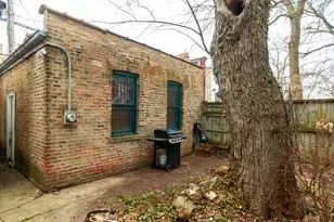 2454 N Spaulding Ave, Chicago, IL 60647 - Photo 45