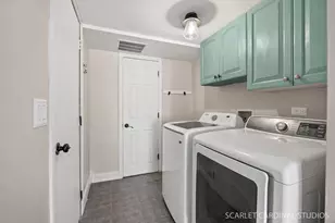 220 Presidential Blvd, Oswego, IL 60543 - Photo 9