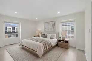 2198 N Oakbrook Cir, Palatine, IL 60074 - Photo 11