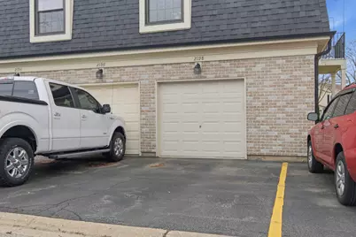 2198 N Oakbrook Circle #2198, Palatine, IL 60074 - Photo 23