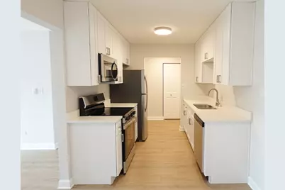 870 E Old Willow Road #153, Prospect Heights, IL 60070 - Photo 11