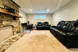 124 Oriole Rd, Matteson, IL 60443 - Photo 3