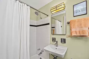 1519 Hinman Ave, Evanston, IL 60201 - Photo 15