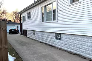 10312 S Spaulding Ave, Chicago, IL 60655 - Photo 5