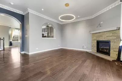 1198 Evergreen Avenue, Des Plaines, IL 60016 - Photo 11