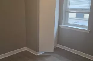 2055 E 72nd St, Chicago, IL 60649 - Photo 11