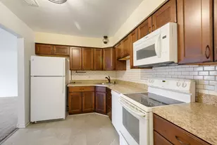 2650 Brookwood Way Dr, Rolling Meadows, IL 60008 - Photo 7