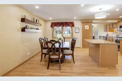 1576 Von Braun Trail, Elk Grove Village, IL 60007 - Photo 9