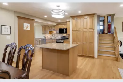 1576 Von Braun Trail, Elk Grove Village, IL 60007 - Photo 11