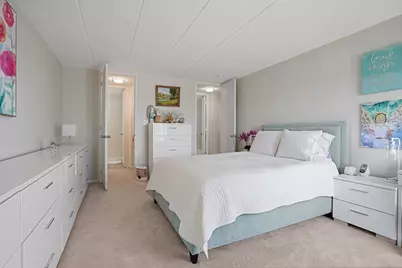 16 E Old Willow Road #223S, Prospect Heights, IL 60070 - Photo 9