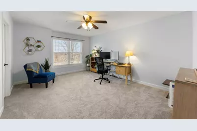 621 Western Drive, North Aurora, IL 60542 - Photo 21