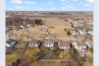 621 Western Drive, North Aurora, IL 60542 - Photo 39