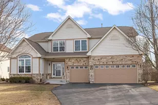 621 Western Dr, North Aurora, IL 60542 - Photo 1