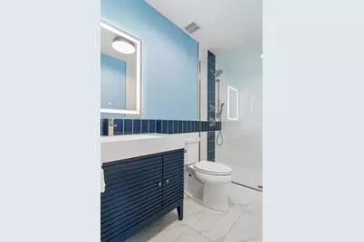 1939 N Bissell Street, Chicago, IL 60614 - Photo 21