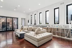 1939 N Bissell St, Chicago, IL 60614 - Photo 11