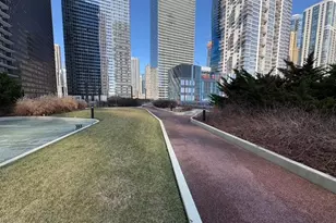 225 N Columbus Dr, Chicago, IL 60601 - Photo 27