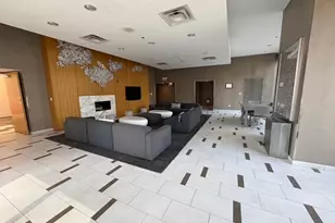 225 N Columbus Dr, Chicago, IL 60601 - Photo 23