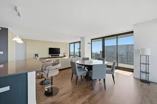 225 N Columbus Dr, Chicago, IL 60601 - Photo 11