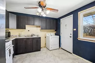 3724 168th St, Country Club Hills, IL 60478 - Photo 7