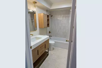 6828 N Northwest Highway #2, Chicago, IL 60631 - Photo 3