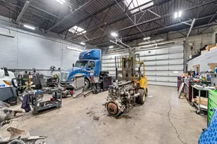 5944 W 65th St, Chicago, IL 60638 - Photo 27