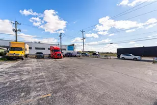 5944 W 65th St, Chicago, IL 60638 - Photo 7