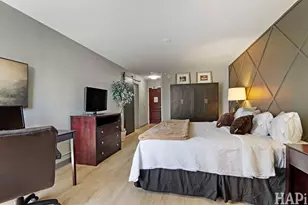 6175 W Grand Ave, Gurnee, IL 60031 - Photo 3