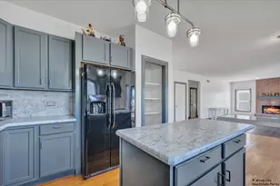 570 Larium Ln, Crystal Lake, IL 60012 - Photo 9