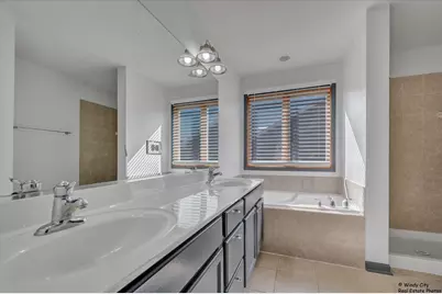 570 Larium Lane, Crystal Lake, IL 60012 - Photo 21