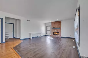 570 Larium Ln, Crystal Lake, IL 60012 - Photo 17