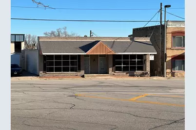 142 Washington Street #142, Woodstock, IL 60098 - Photo 1