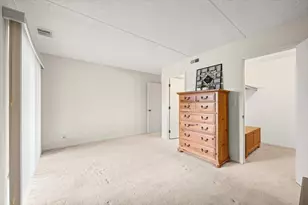 690 Chandler Rd, Gurnee, IL 60031 - Photo 15