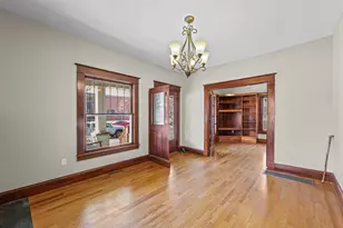 118 E William St, Monticello, IL 61856 - Photo 5