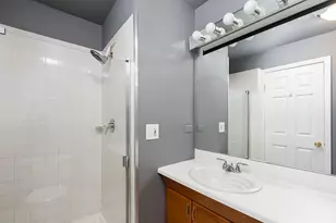 5919 Oakwood Dr, Lisle, IL 60532 - Photo 11