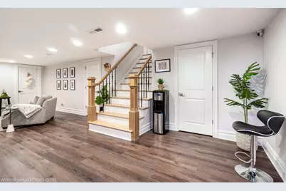 1825 E Euclid Avenue, Mount Prospect, IL 60056 - Photo 33