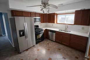 17115 Park Ave, Lansing, IL 60438 - Photo 5