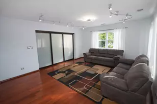 17115 Park Ave, Lansing, IL 60438 - Photo 3